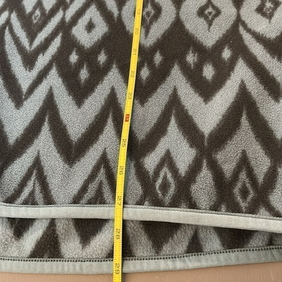 Obermeyer Heritage Collection Festival Ikat Fleece Men Large 1/4 Snap Pullover - Picture 7 of 10